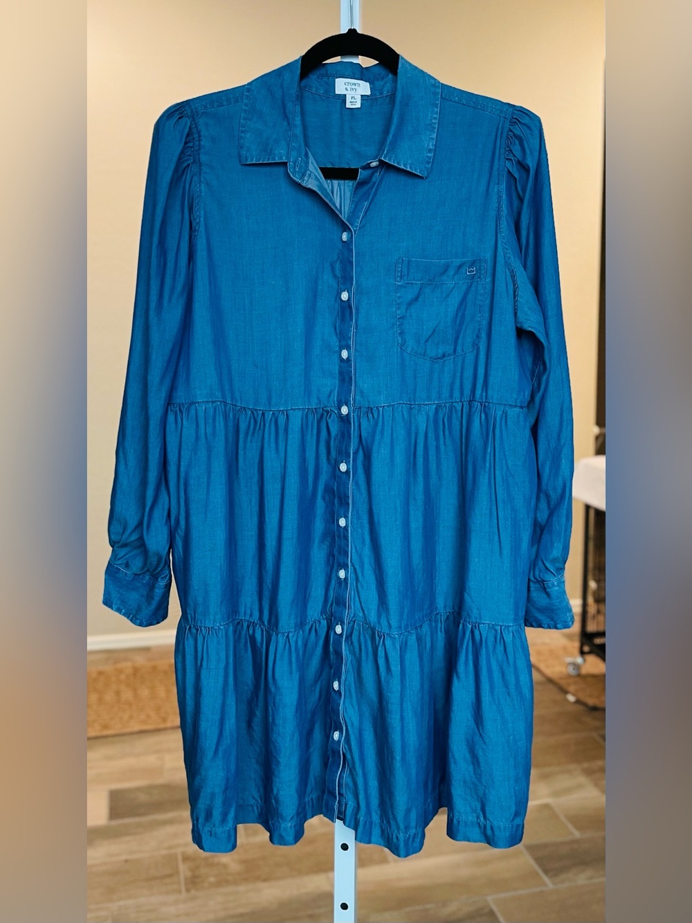 Crown & Ivy Chambray Blue Tiered Denim Midi Dress Size Petite Large Long Sleeve